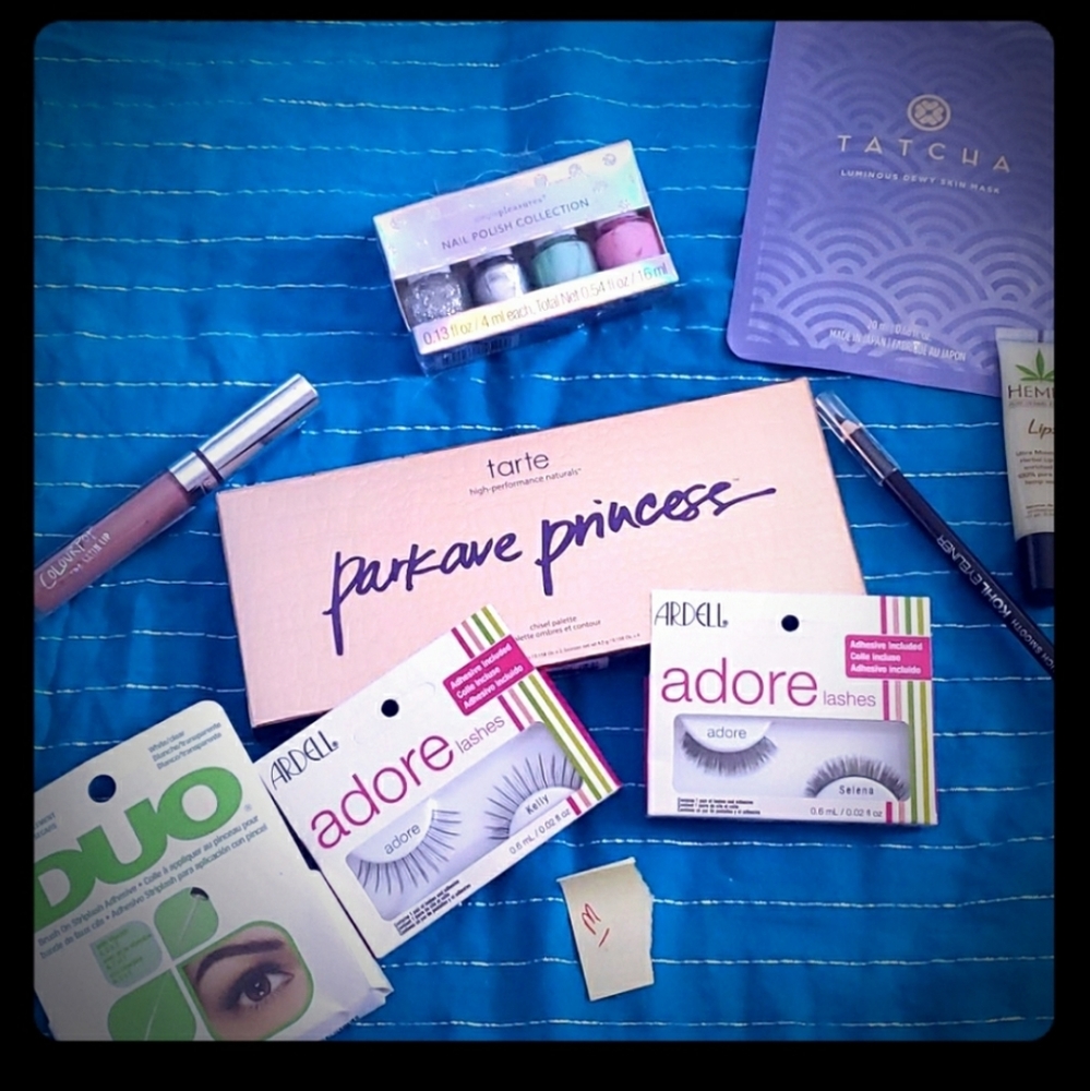 BEAUTY MYSTERY BUNDLE - Picture 4 of 8